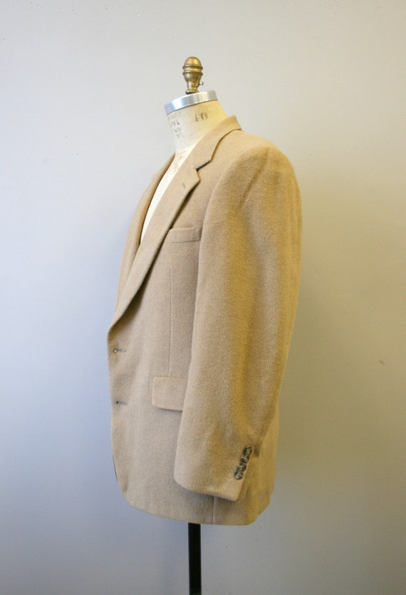 1980s Bill Blass Camel Hair Sports Coat - image 4