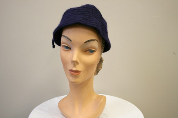 1940s Peck and Peck Purple Wool Hat - image 5