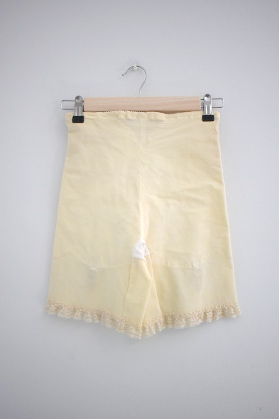 1960s Youthcraft Pale Yellow Girdle Shorts - image 4