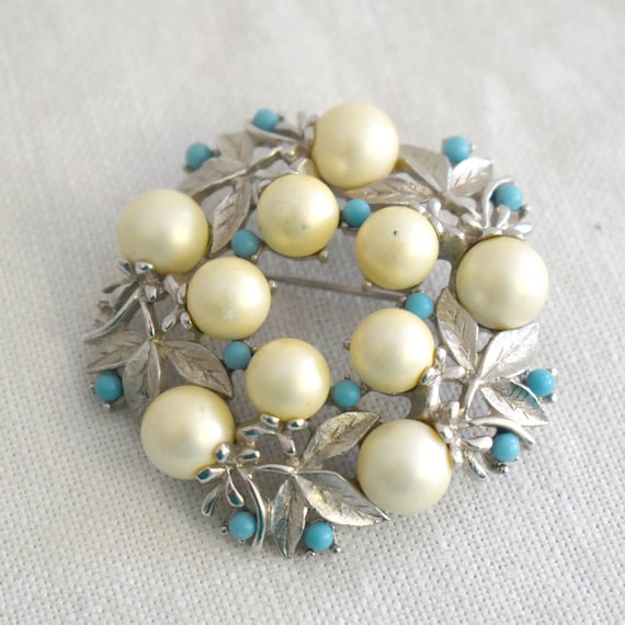 1960s Sarah Coventry Faux Pearl and Turquoise Wre… - image 1