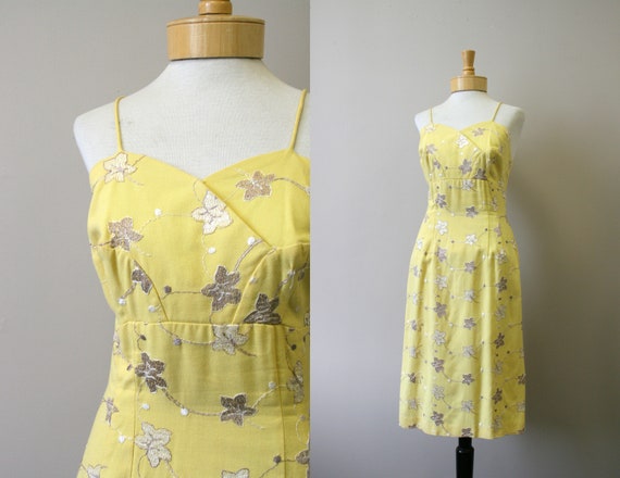 1950s Embroided Yellow Linen Wiggle Dress