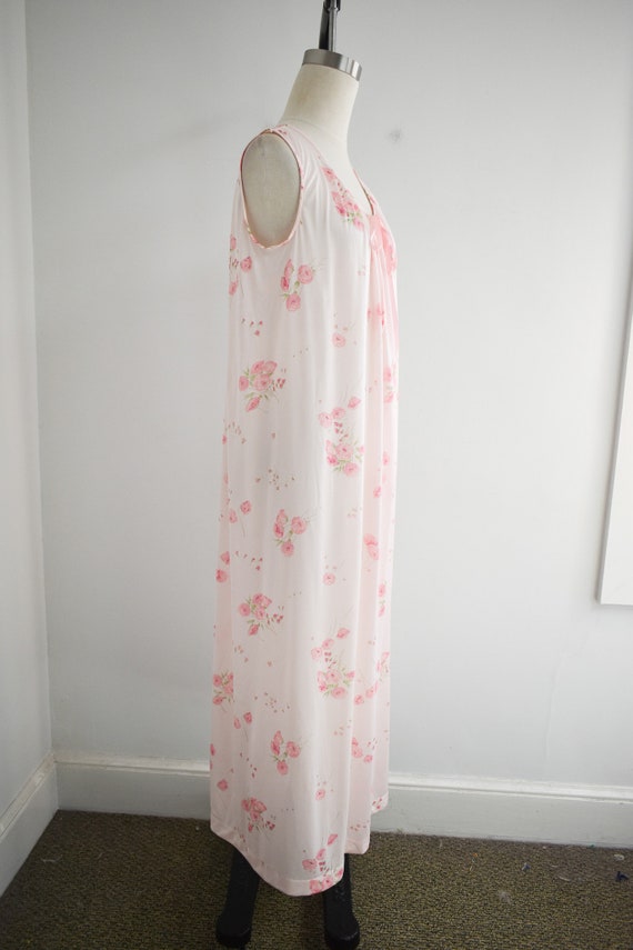 1960s Long Pink Floral Night Gown - image 4