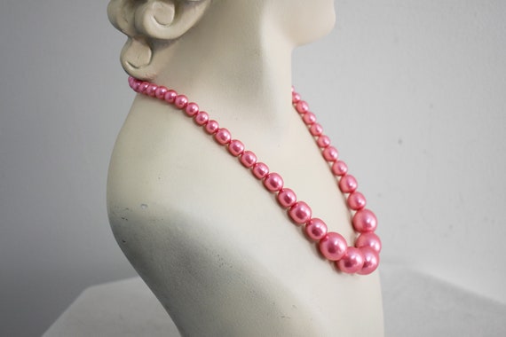 1950s/60s Pink Faux Pearl Bead Necklace - image 5