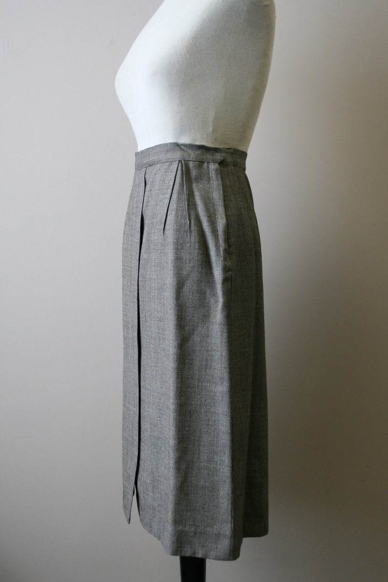 1940s Brown Mini Houndstooth Wool Skirt Suit