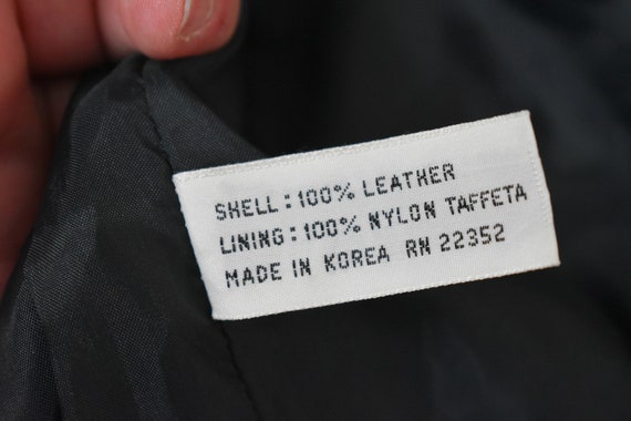 1980s Cropped Black Leather Jacket - image 8