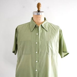 1970s Green Short Sleeve Shirt