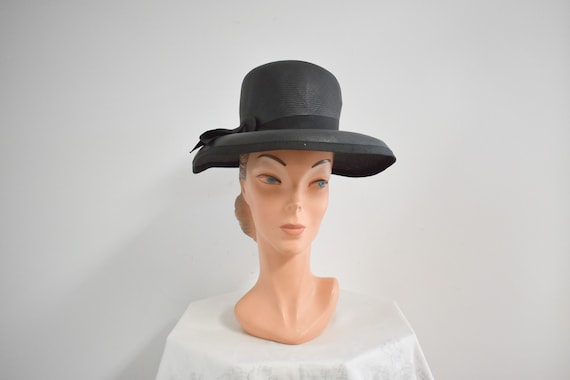 1960s Lisa Black Straw Hat - image 2