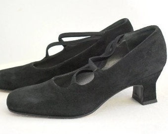 1990s Prevata Black Suede Heels, Size 6B