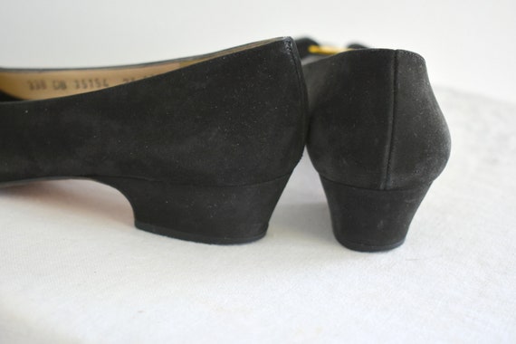 1980s Salvatore Ferragamo "Vara" Black Suede Shoe… - image 5
