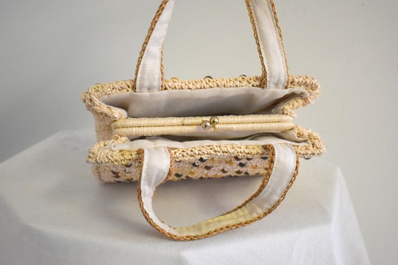 1960s Magid Cream Crochet Handbag with Wooden Bea… - image 6