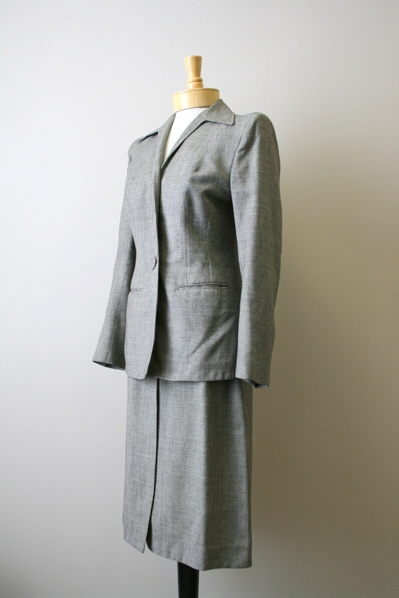 1940s Brown Mini Houndstooth Wool Skirt Suit