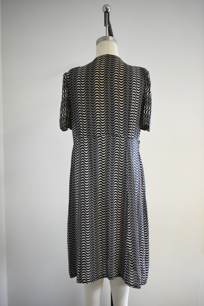 1930s/40s Black and Cream Wave Printed Rayon Dress image 5