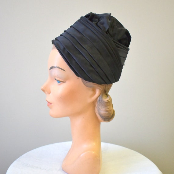 1940s/50s Filbert Orcel Black Satin Turban Hat - image 1