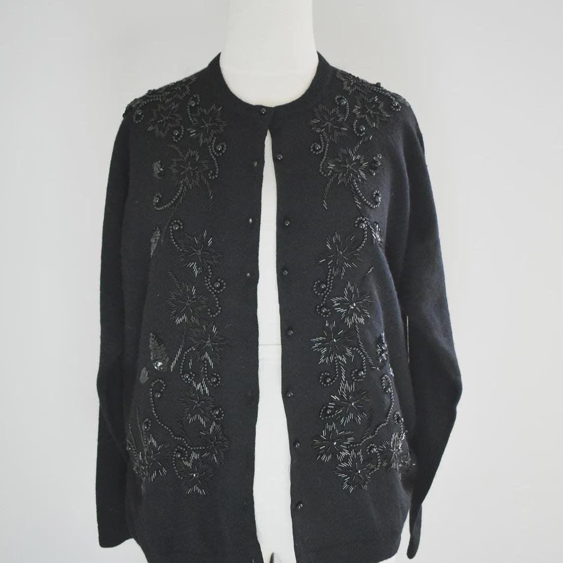 トップス Hand Beaded Cardigan in Black Cardigan with beaded collar black / gray For Women | Sandro