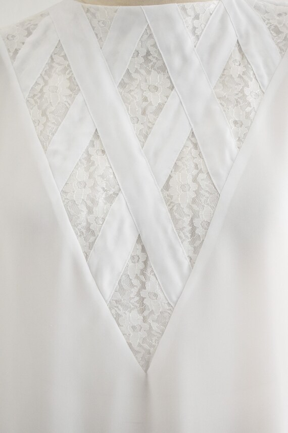 1980s White Lace Applique Blouse - image 6
