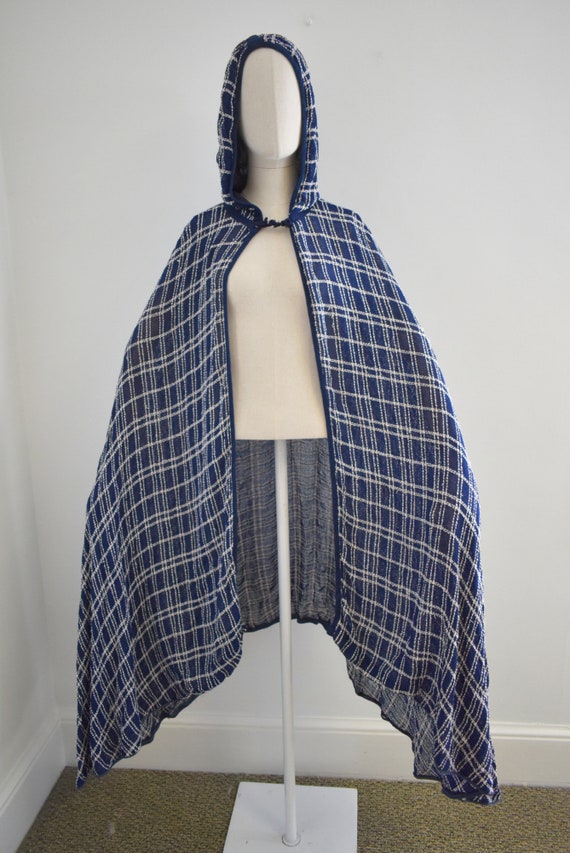 1940s Navy and Cream Woven Plaid Hooded Cloak - image 2