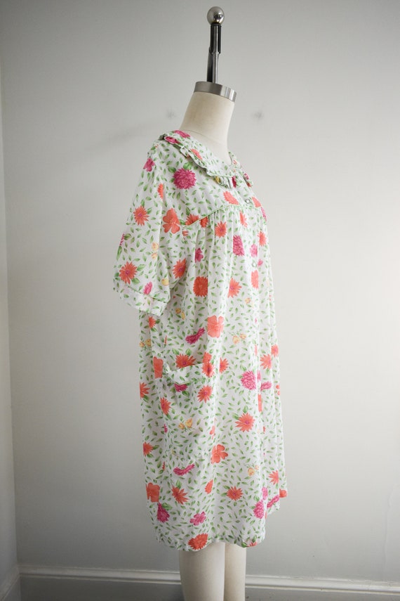 1980s Floral House Coat - image 4