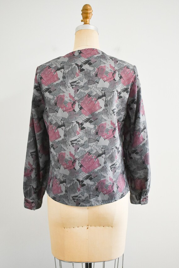 1980s Gray Abstract Blouse - image 7