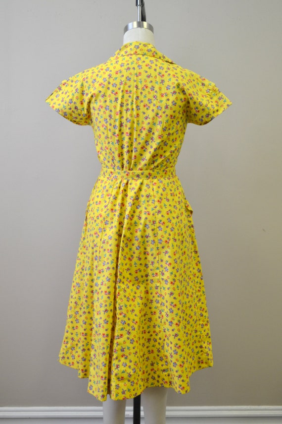 1940s Dutch Print Cotton Shirtwaist Dress - image 8