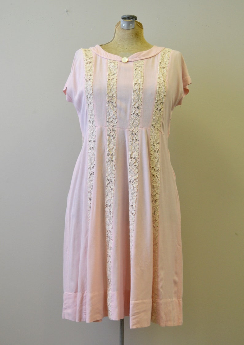 1940s Rose Pink Linen Dress with Lace