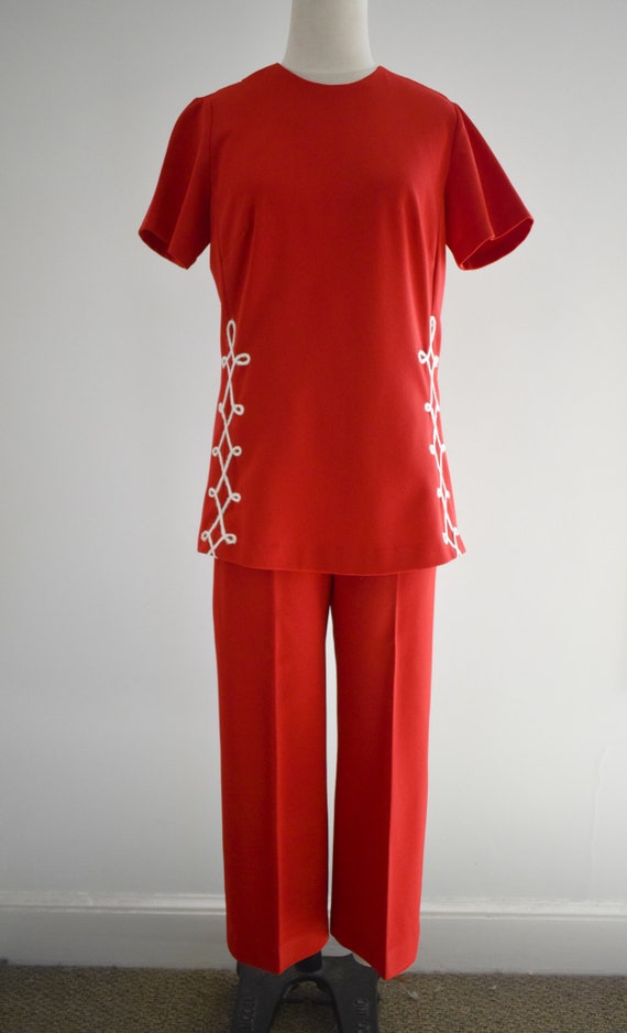 1970s Red Polyester Knit Pants Suit - image 3