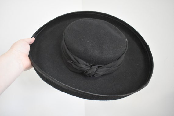 1960s Georgi Black Wide Brim Wool Felt Hat - image 5