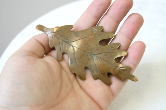 1950s Emily A. Day Large Copper Oak Leaf Brooch - image 5