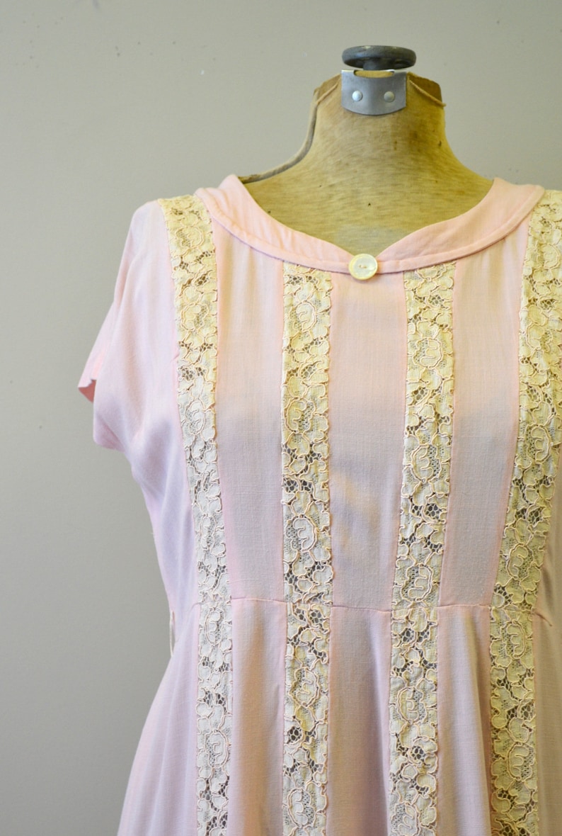 1940s Rose Pink Linen Dress with Lace