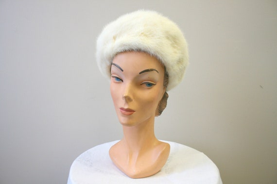 1960s Nikki White Fur Hat