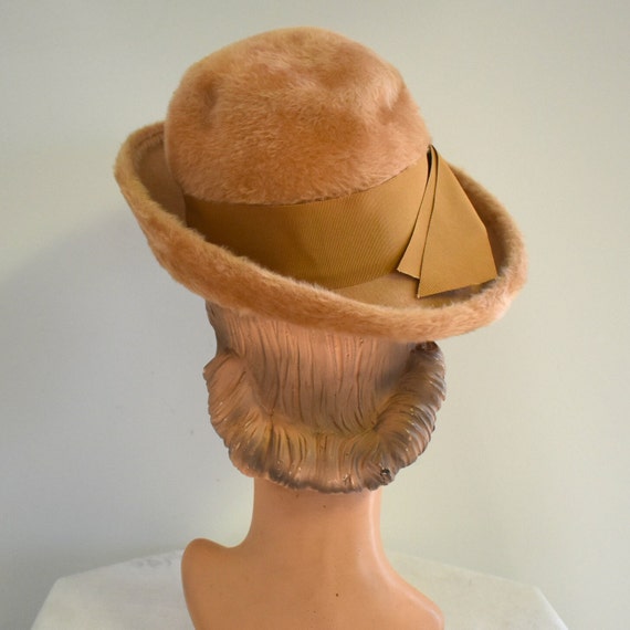 1960s NOS Lisa Light Brown Fur Felt Hat