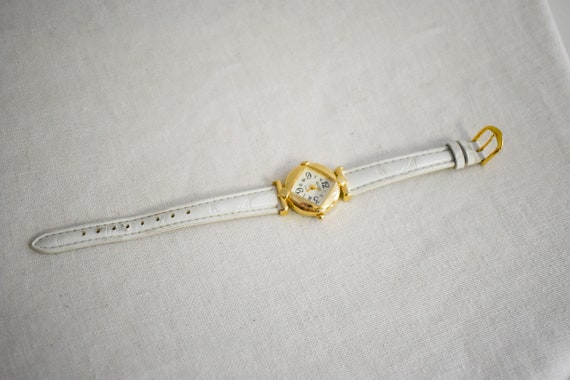 1980s/90s Hilton Wrist Watch with White Leather S… - image 5