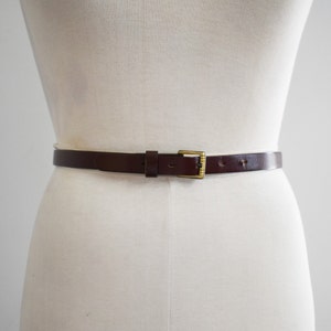 1980s Skinny Reddish-Brown Leather Belt