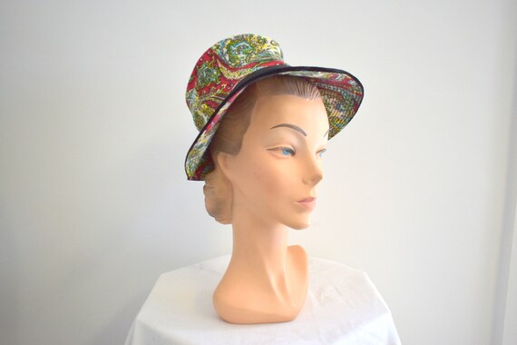 1960s Wool Paisley and Black Velvet Wide Brim Hat - image 4