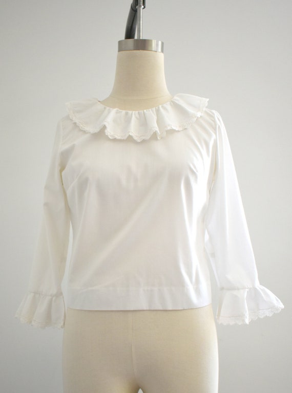 1960s Judy Bond White Ruffled Collar Blouse - image 3