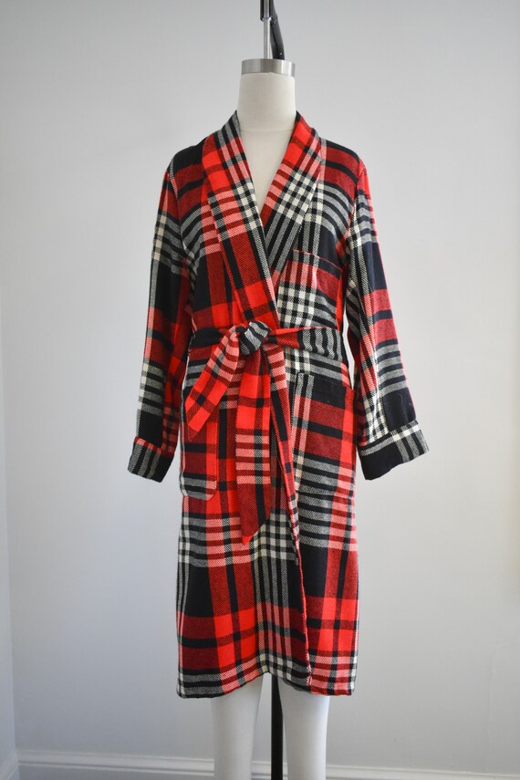 1960s Sear's Red and Black Plaid Bathrobe - image 2