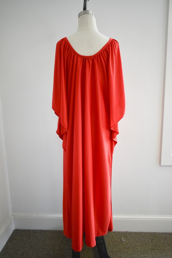 1970s Periphery Red Knit Caftan - image 5