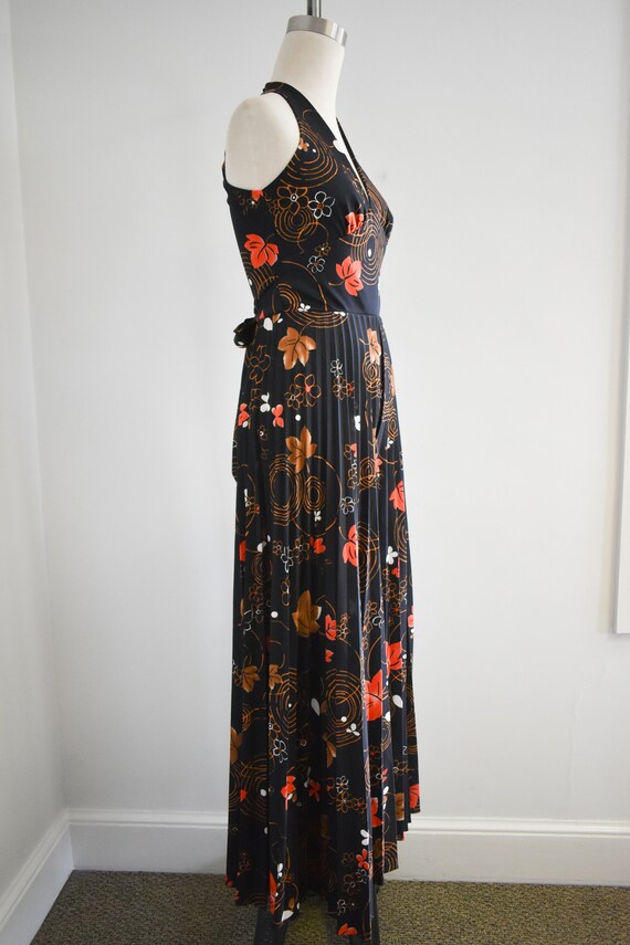 1970s Black Printed Palazzo Jumpsuit and Jacket - image 4