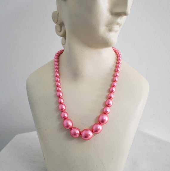 1950s/60s Pink Faux Pearl Bead Necklace - image 1