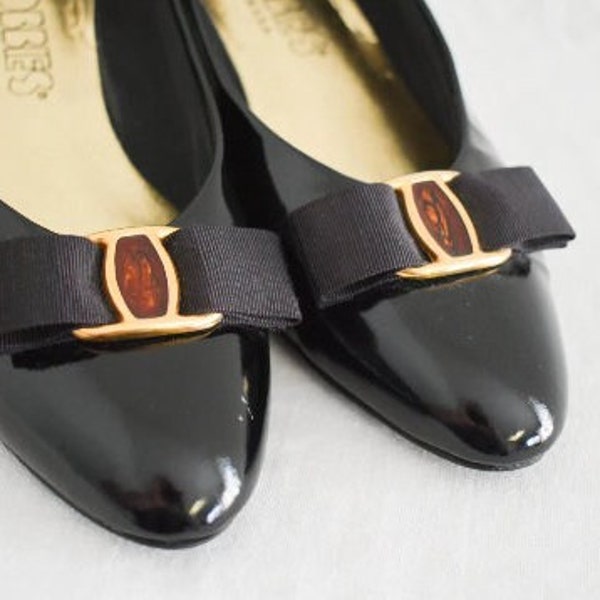 1980s Cobbies Black Patent Flats with Bows, Size 8 1/2 AA