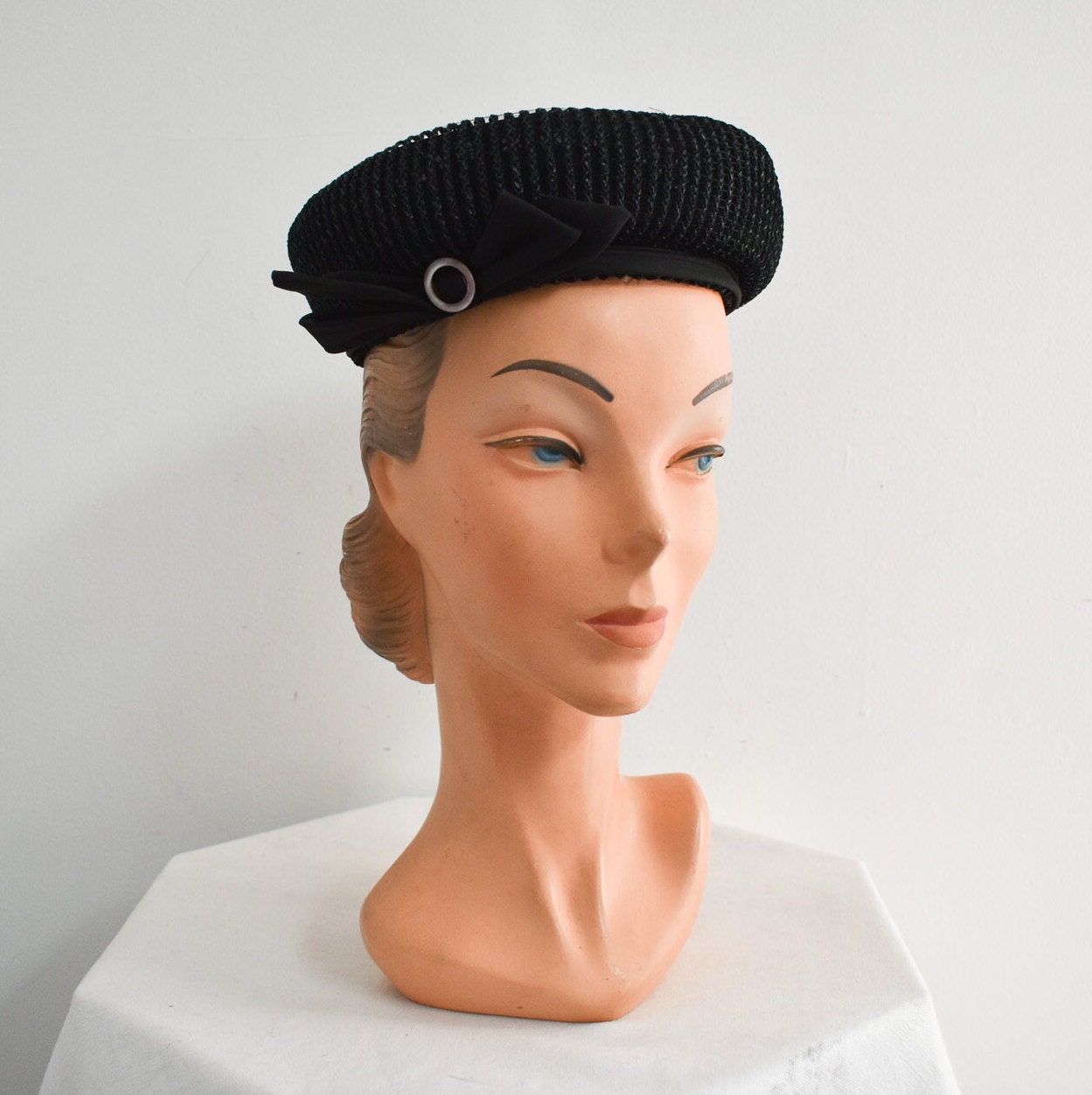 ▶️ Modern Miss ◀️ Vintage black hat University of Mississippi : Ole Miss Vintage Football Hat  main image 4
