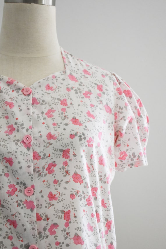 1960s Pink Floral Print Blouse - image 3