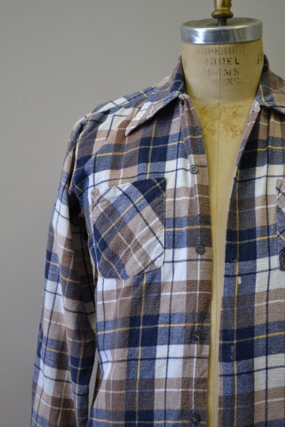 1980s Brown Plaid Flannel Shirt - image 3