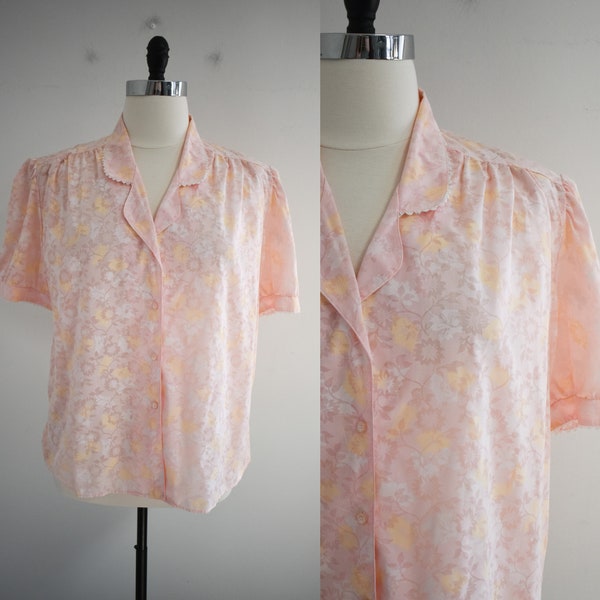 1980s Peachy-Pink Floral Blouse