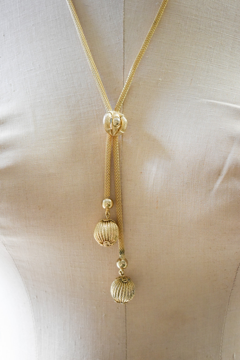 1960s/70s Coro Gold Mesh Tube Lariat Necklace with Dangles image 3