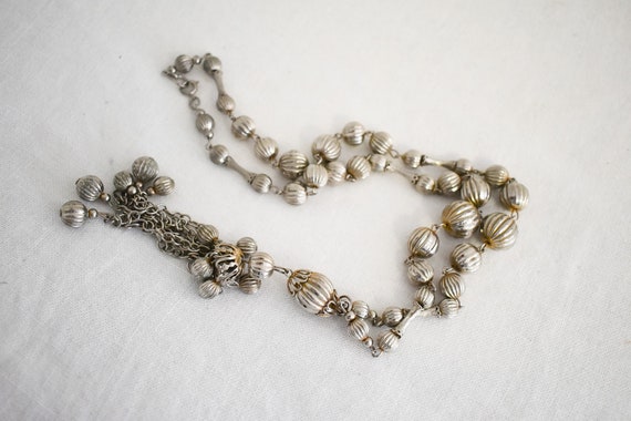 1960s/70s Silver Bead Tassel Necklace - image 2