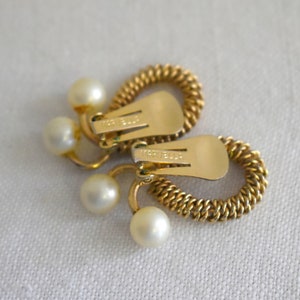 1960s Marvella Faux Pearl Twist Clip Earrings image 6