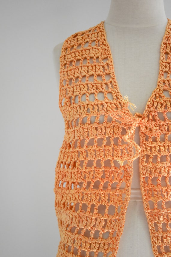 1960s Golden Yellow Raffia Vest - image 3