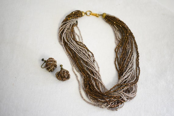 1950s Seed Bead Necklace and Knot Screw Back Earr… - image 2