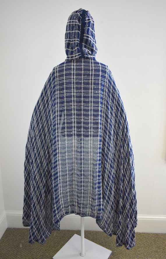 1940s Navy and Cream Woven Plaid Hooded Cloak - image 4