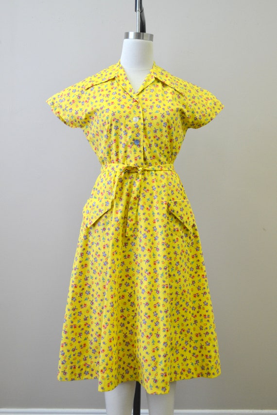 1940s Dutch Print Cotton Shirtwaist Dress - image 5